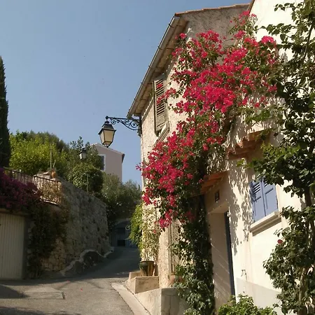 L'oustau De Hyeres-vue Sur Les Iles Apartment *