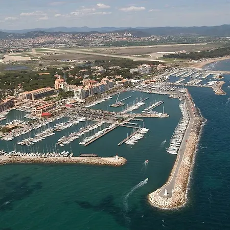 Apartment L'oustau De Hyeres-vue Sur Les Iles Hyères